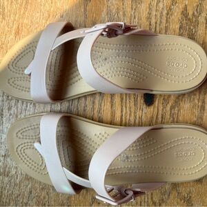 CROCS Women's Light Pink Sandals